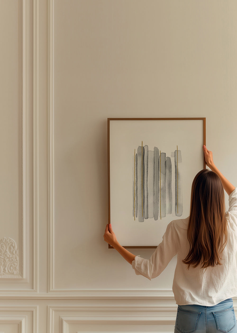 Vertical lines with gold