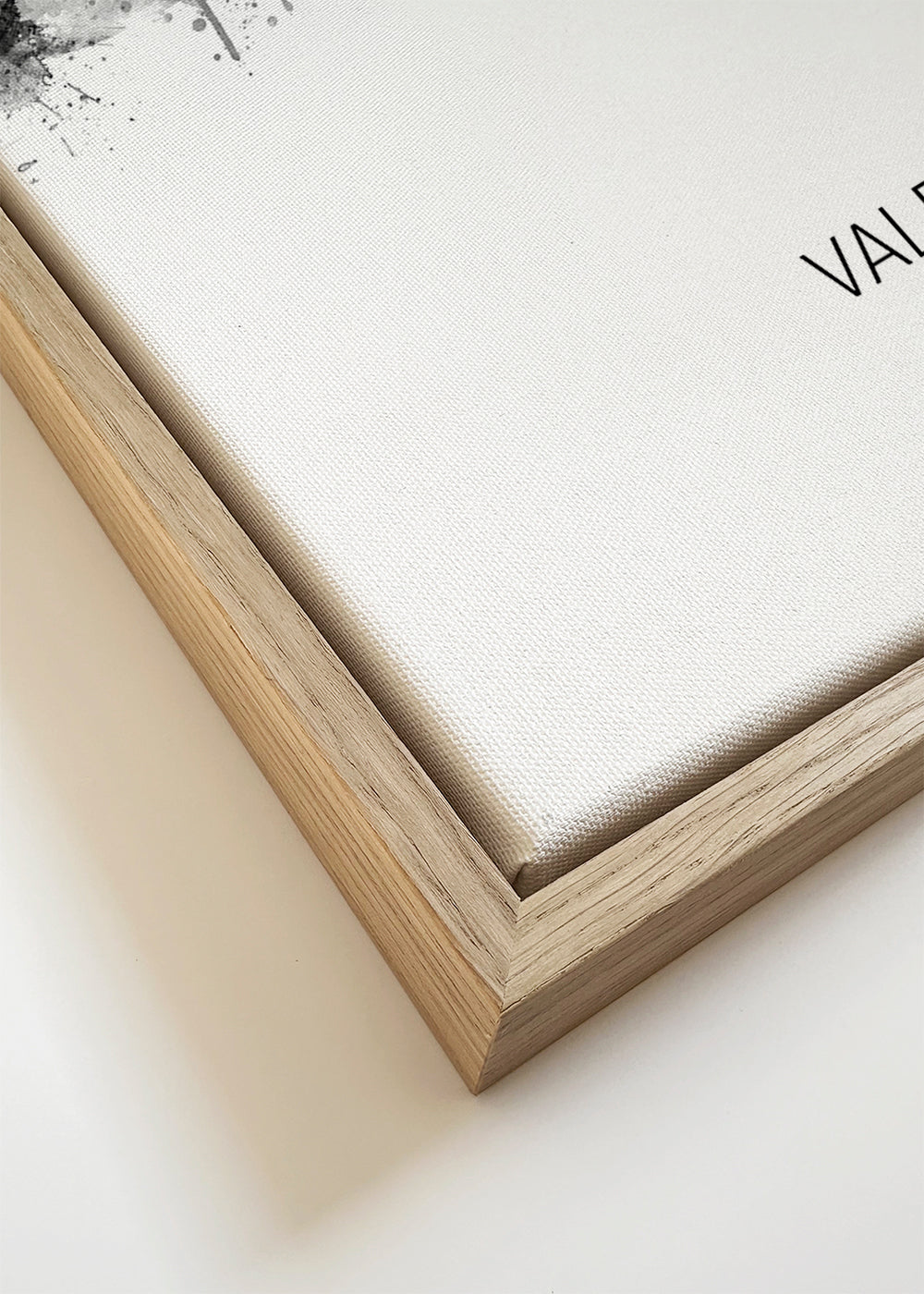 Valencia skyline black and white