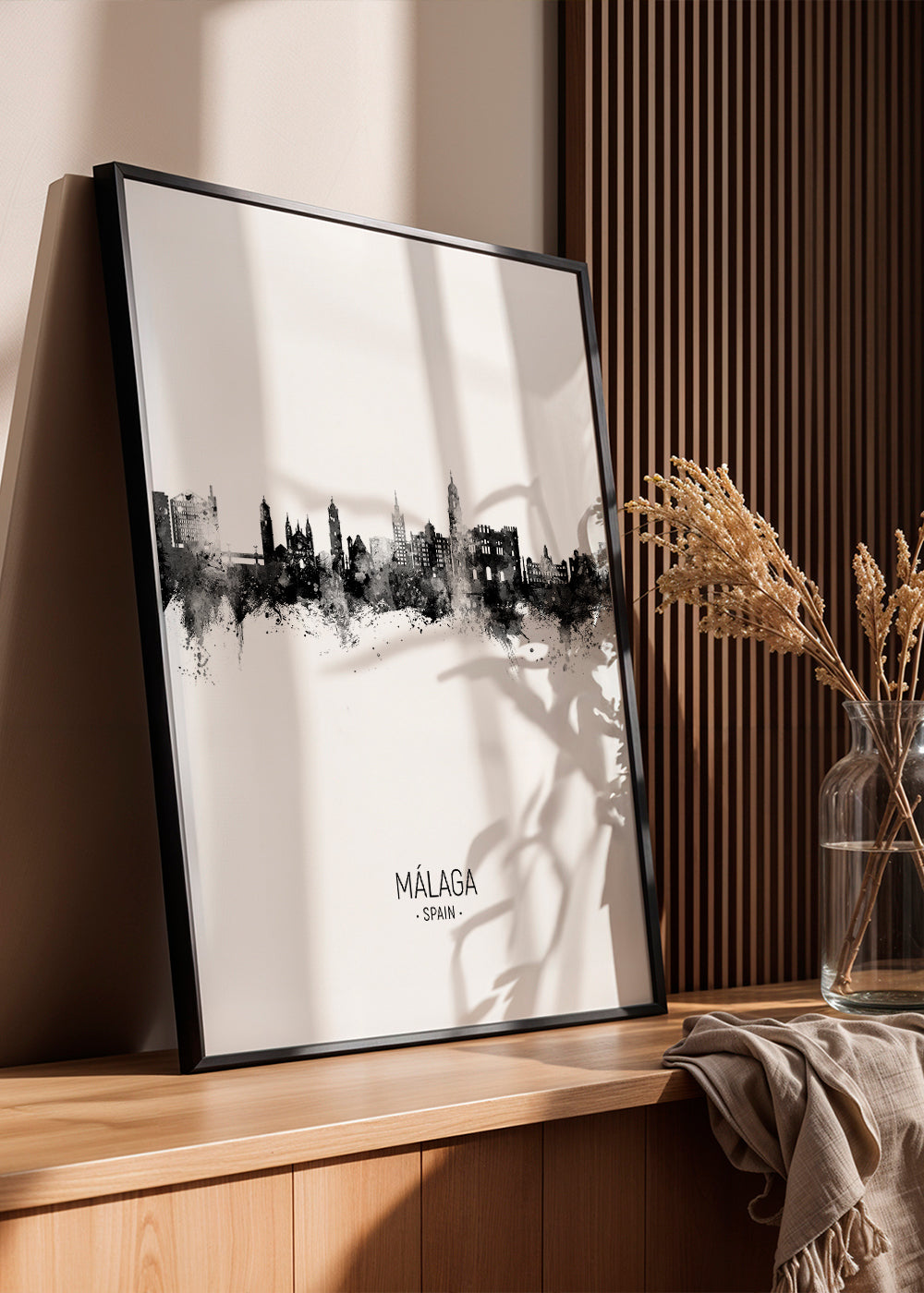 Málaga Skyline black and white