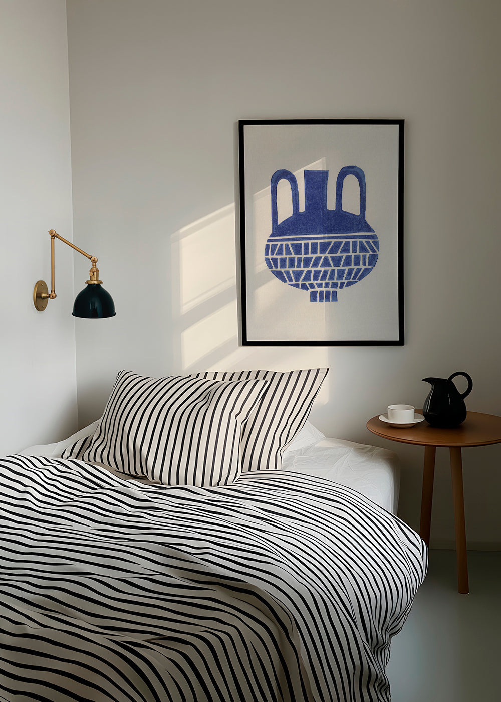 Linocut Vase #6 - Alisa Galitsyna