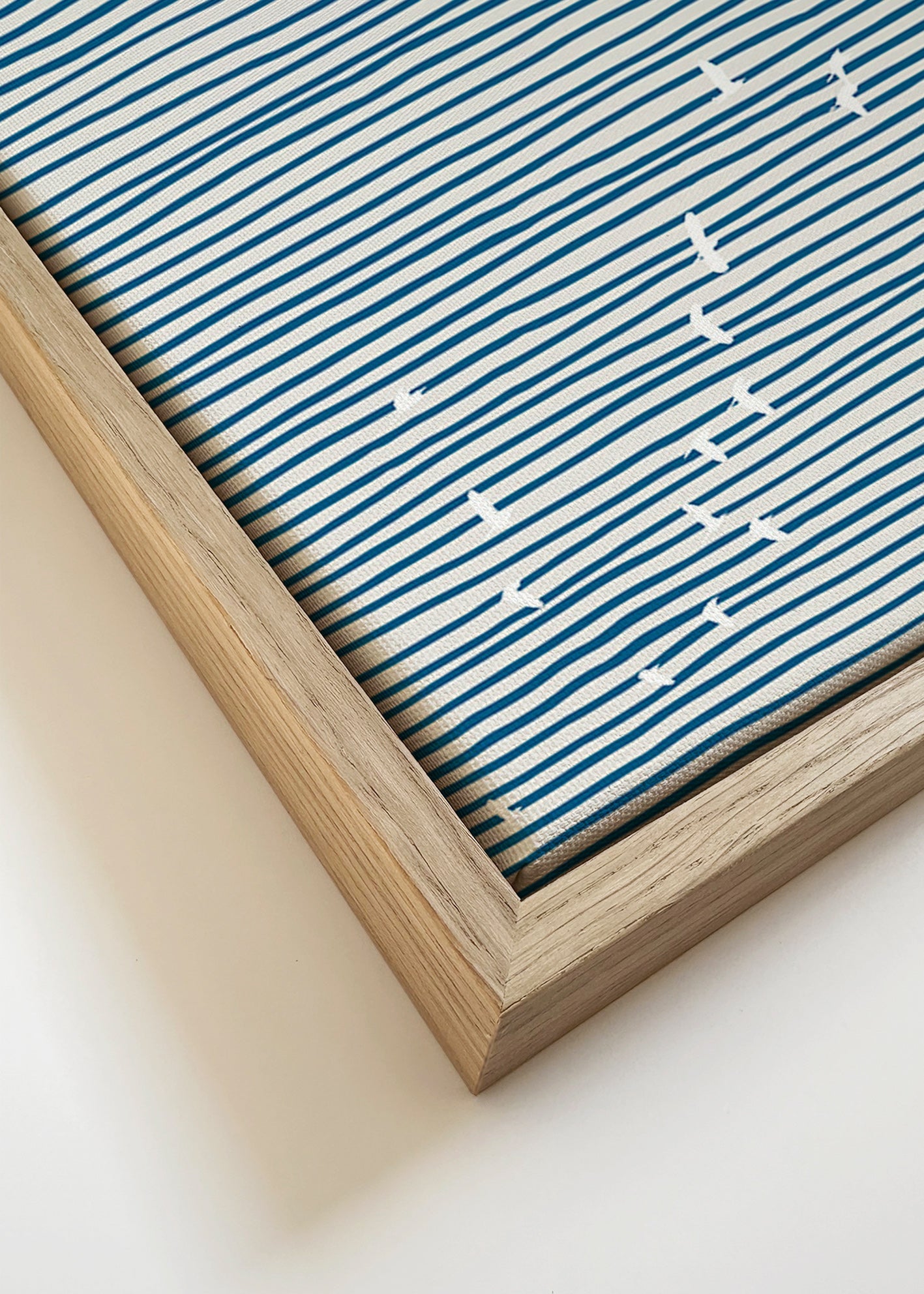 Cuadro de paisaje con velas minimalistas – Canvas detail