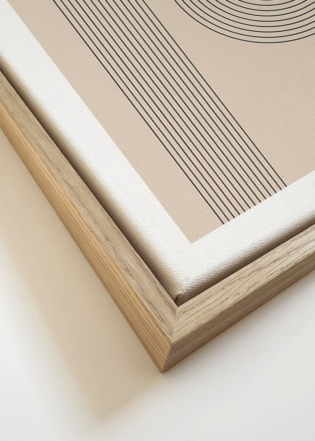 Cuadro minimalista con líneas arqueadas – Canvas detail