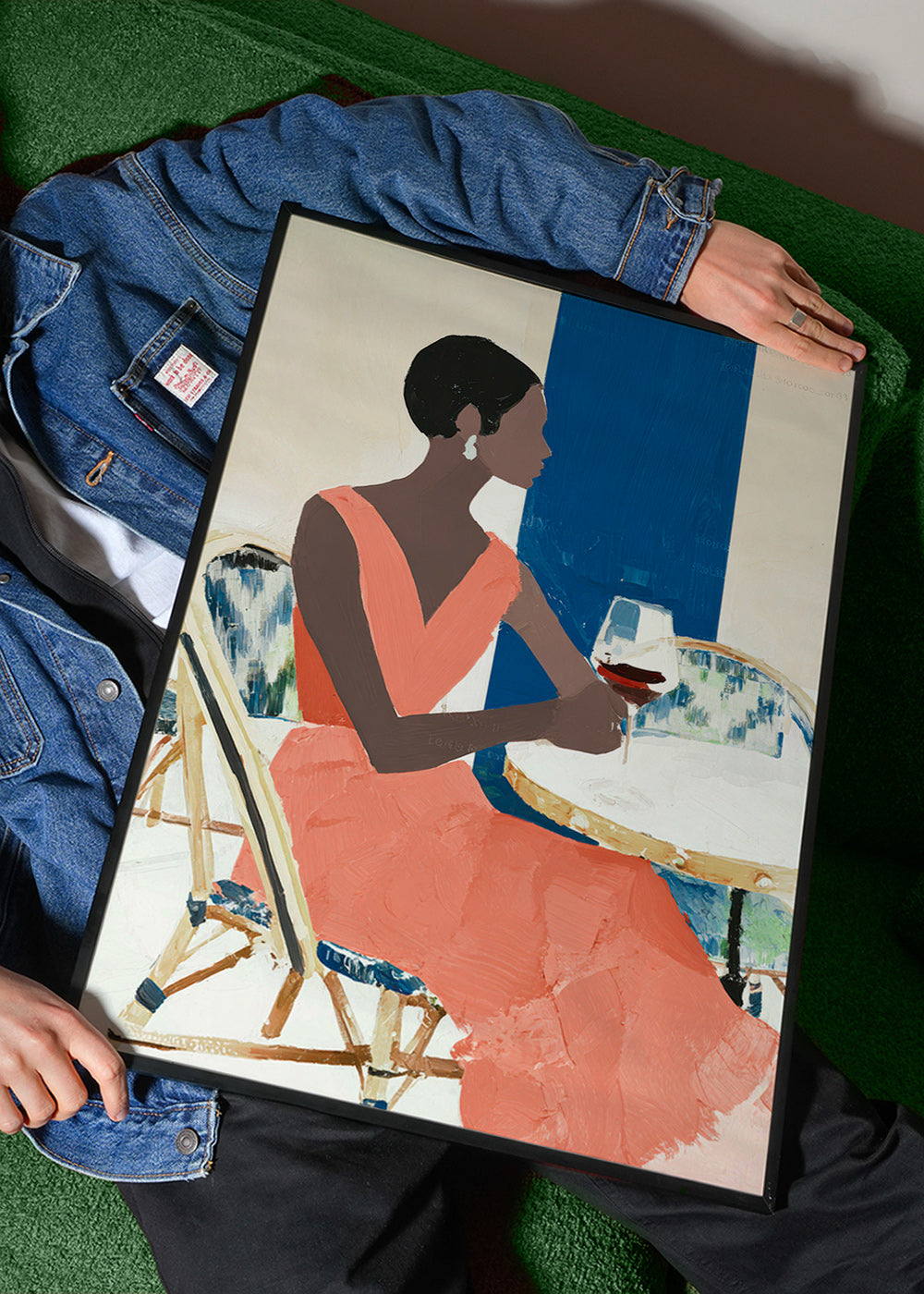 Cuadro de cocina con figura femenina y copa coral – Product1