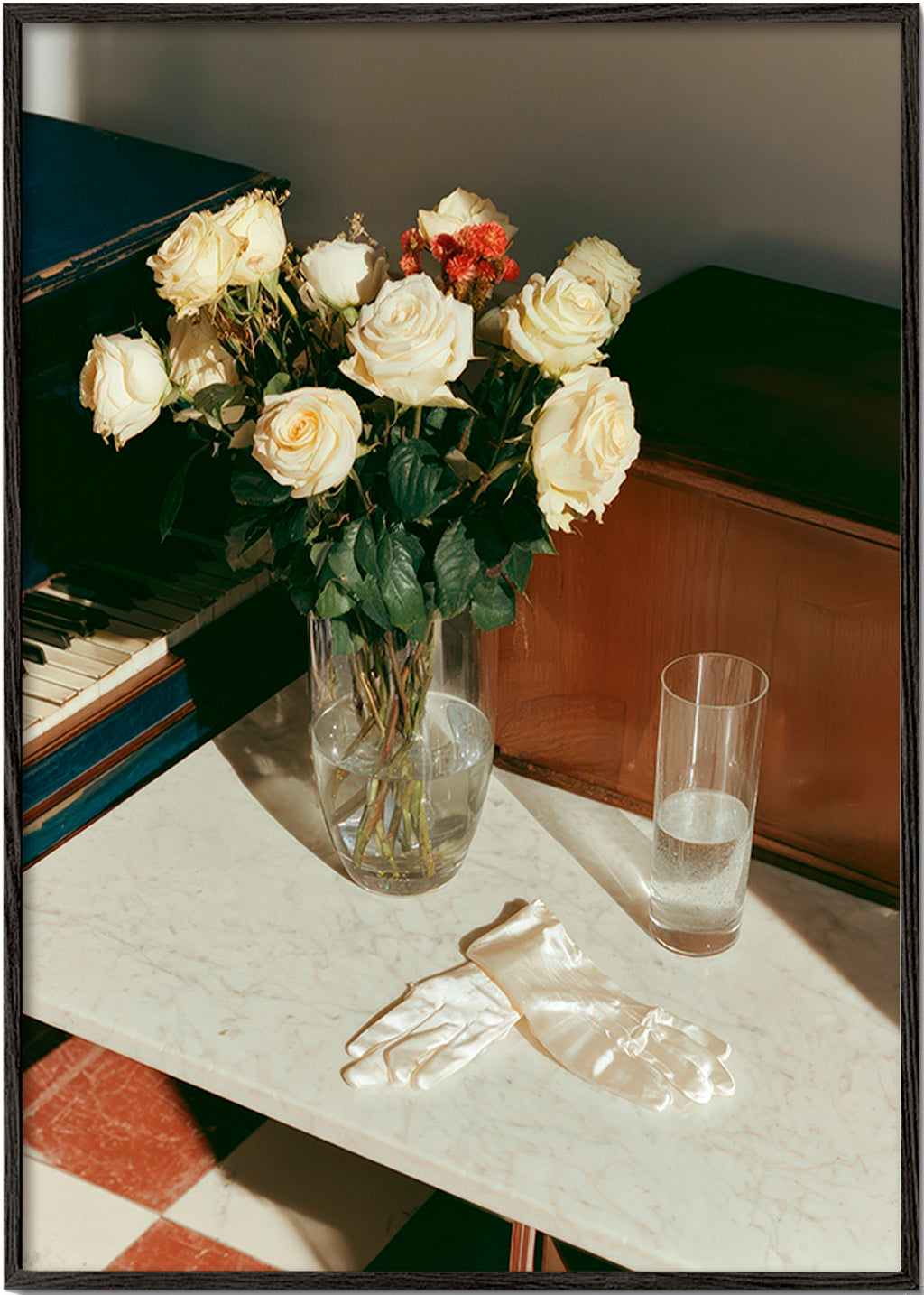 Botanical print with white roses