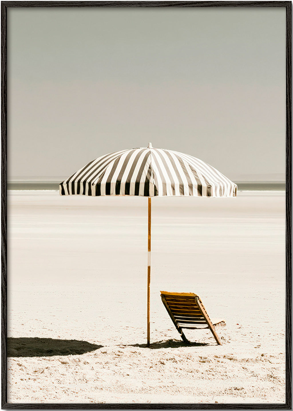 Landscape photo with solitary umbrella