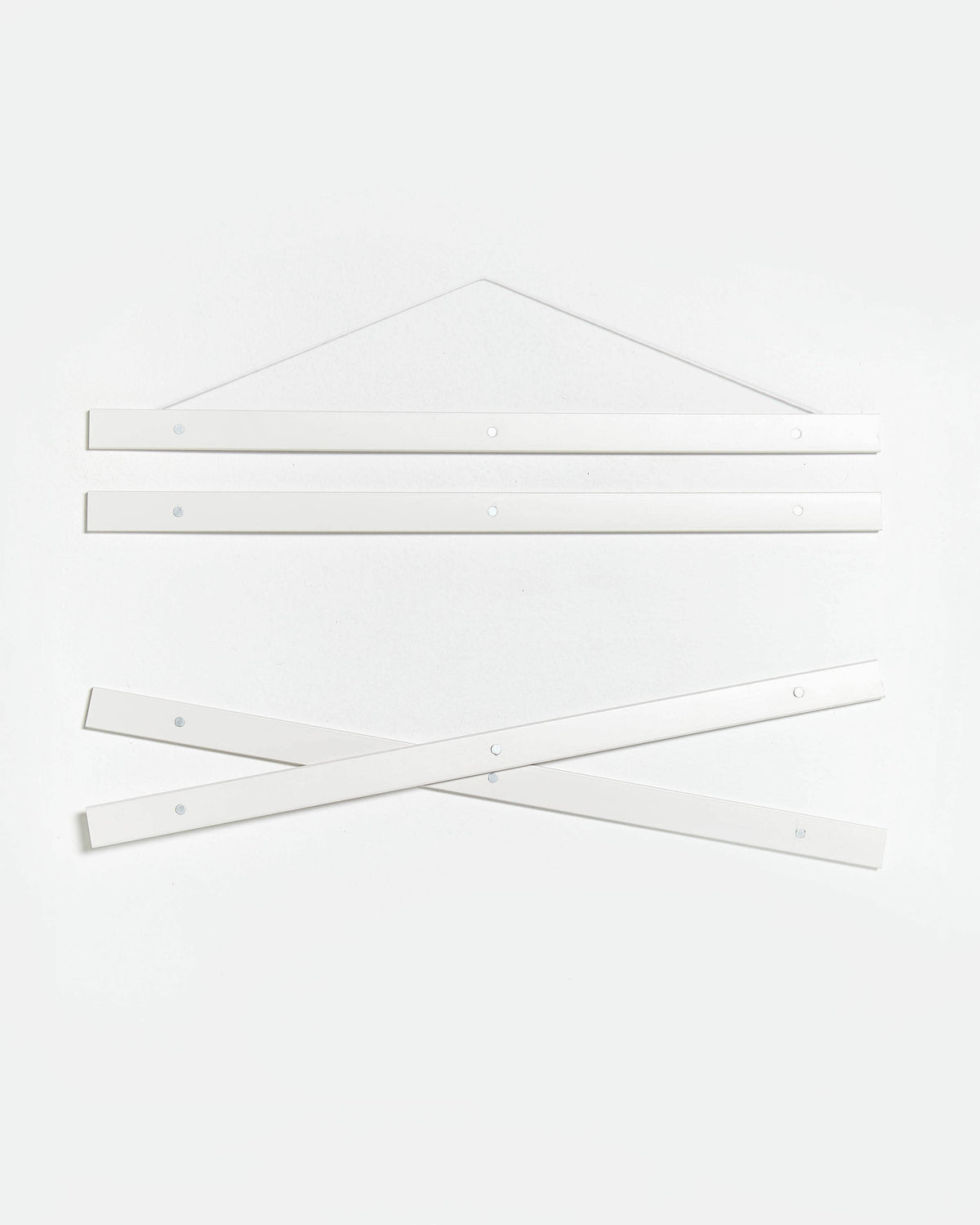 Magnetic white wooden poster hanger, 30cm