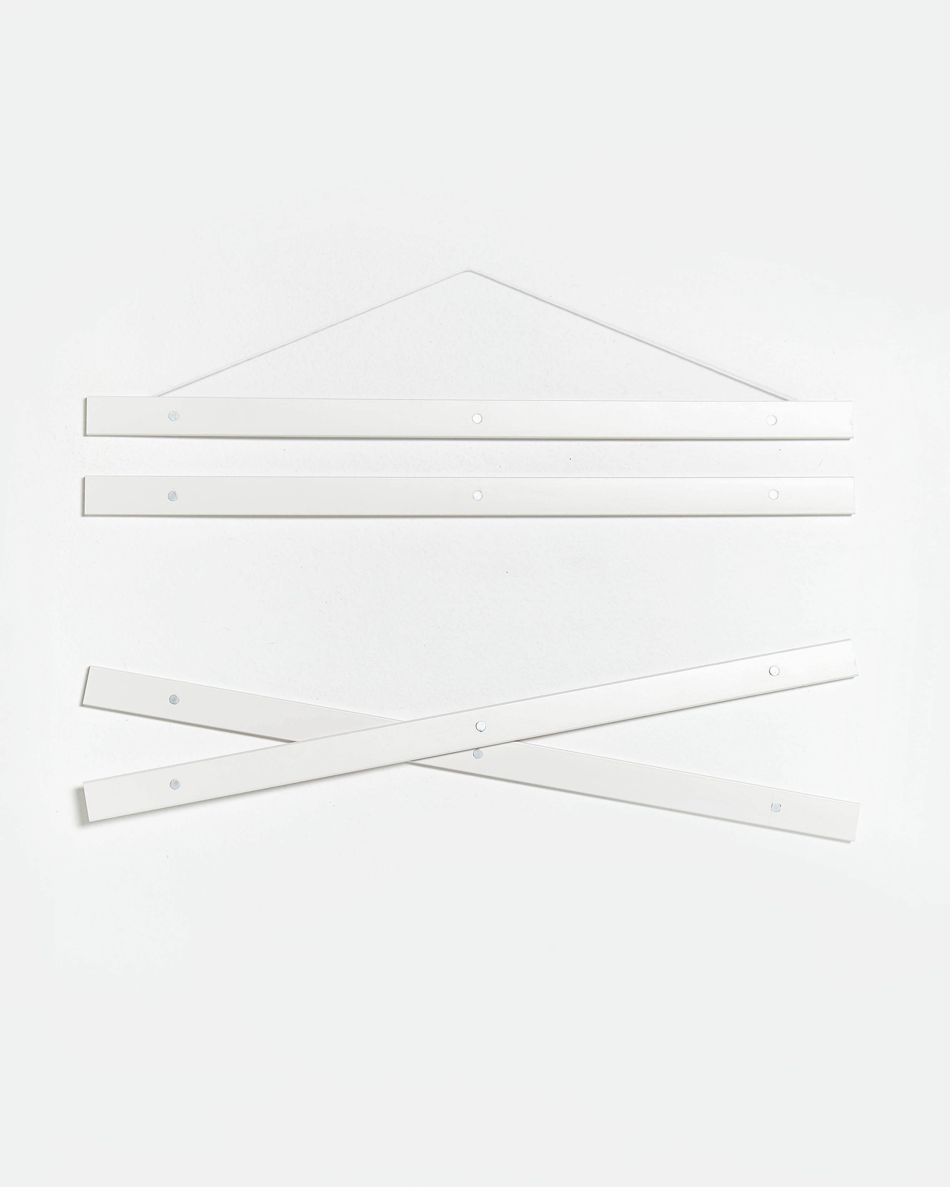 Magnetic white wooden poster hanger, 40cm