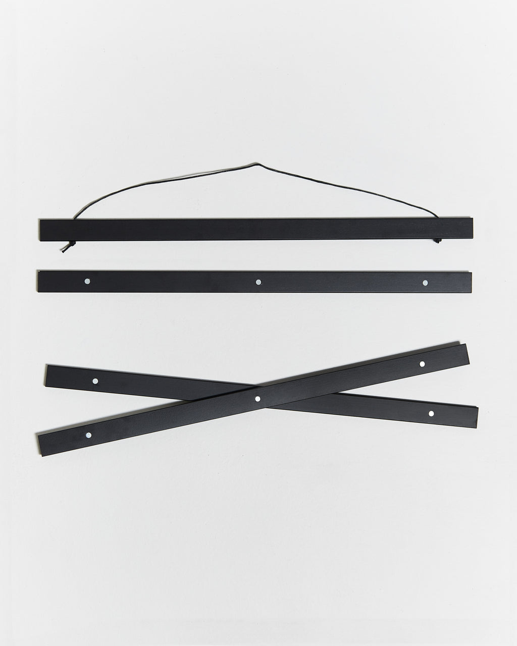 Magnetic black wooden poster hanger, 70cm