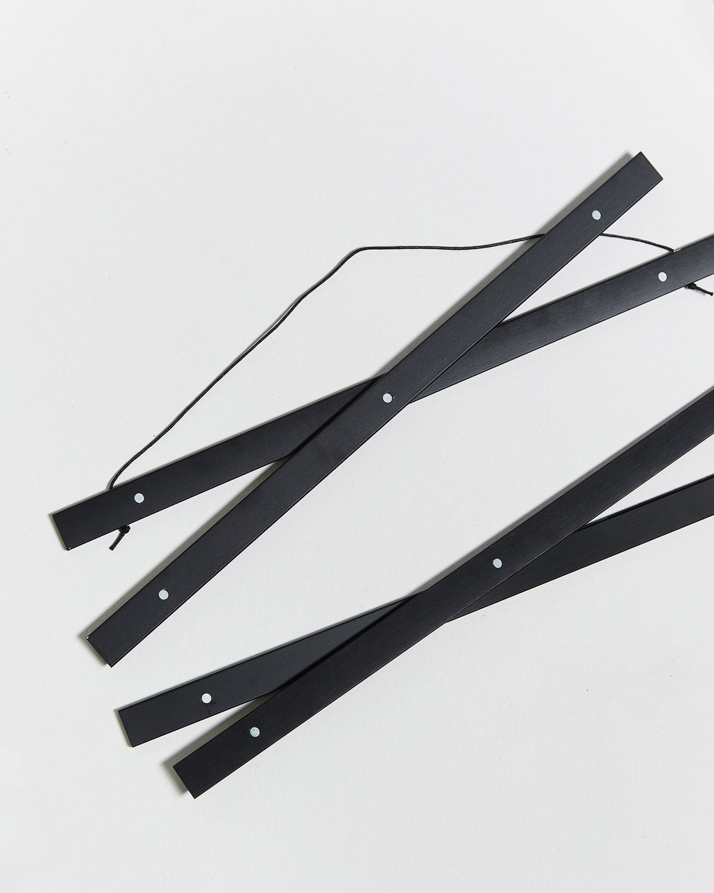 Magnetic black wooden poster hanger, 40cm