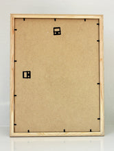 White frame 30x40cm